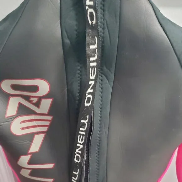 (SOLD  on EBay) O'neill Women's REACTOR 3/2mm- Back Zip, Full Wetsuit- Blk&Pink - Picture 9 of 17